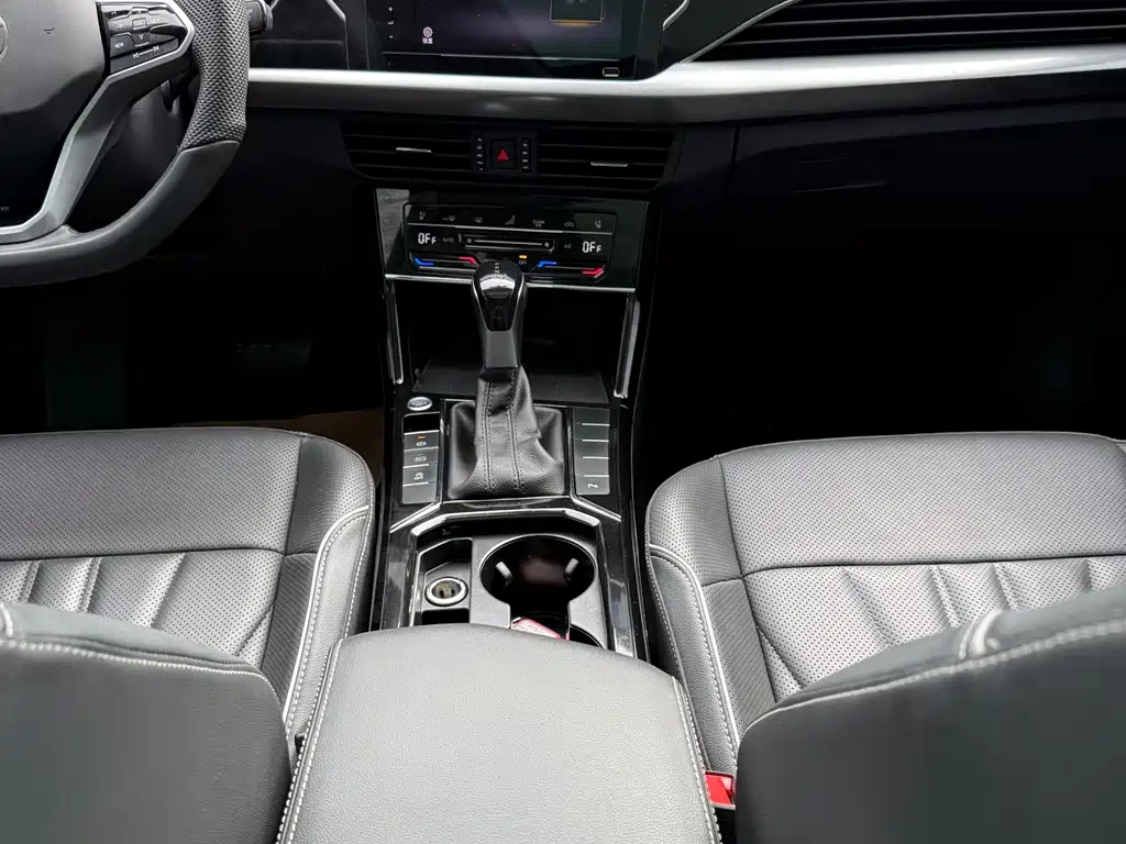 Passat 2024 380TSI Elite Edition купить на сайте DeffCars