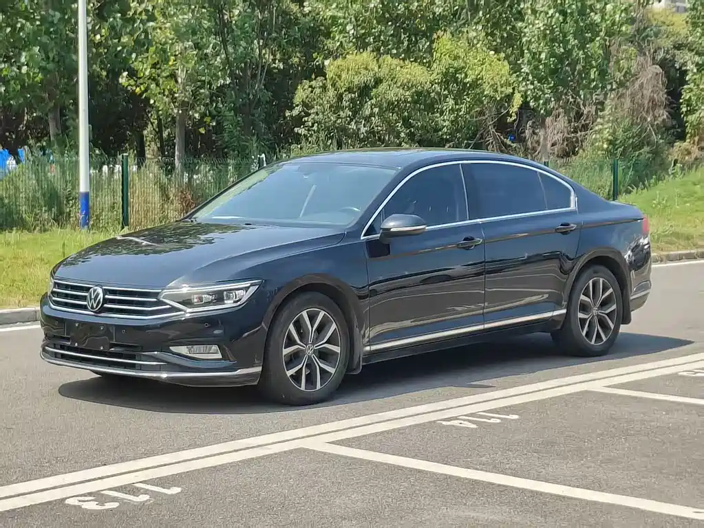 Magotan 2020 330TSI DSG leading model купить на сайте DeffCars