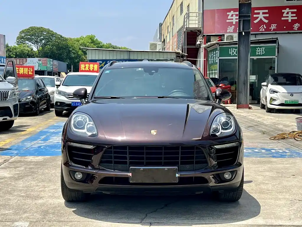 Macan 2017 2.0T купить на сайте DeffCars