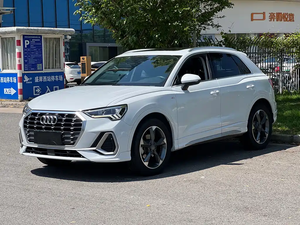 Audi Q3 2020 35 TFSI Fashionable and Dynamic купить на сайте DeffCars