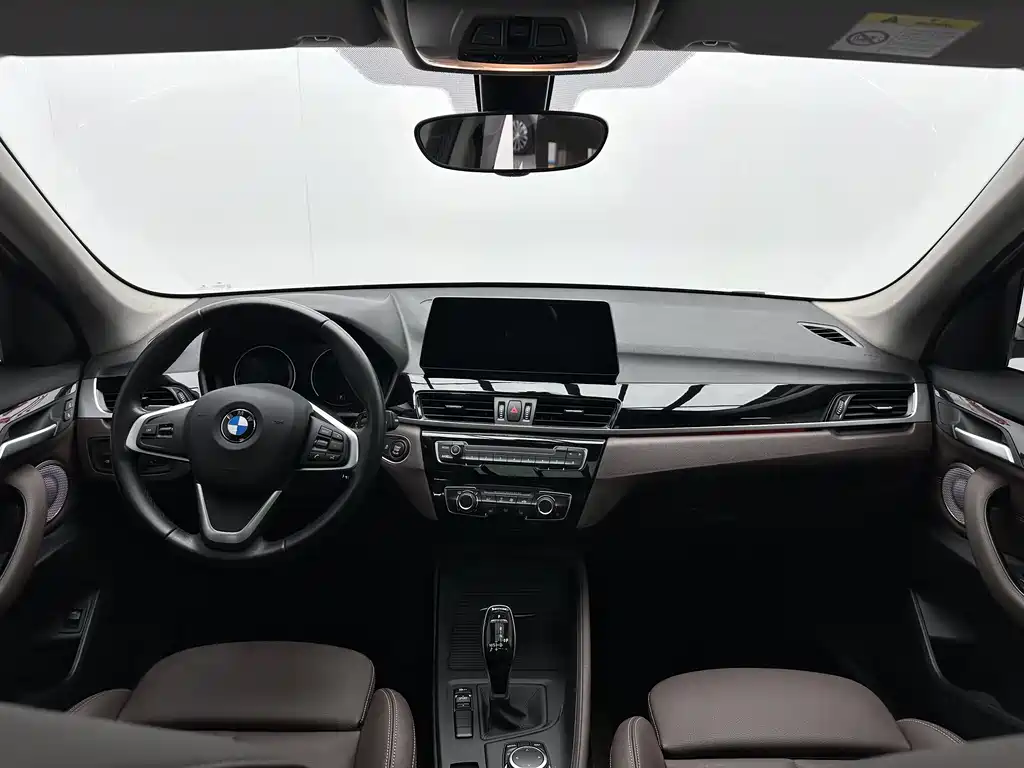 BMW X1 2022 sDrive20Li Fashion Model купить на сайте DeffCars