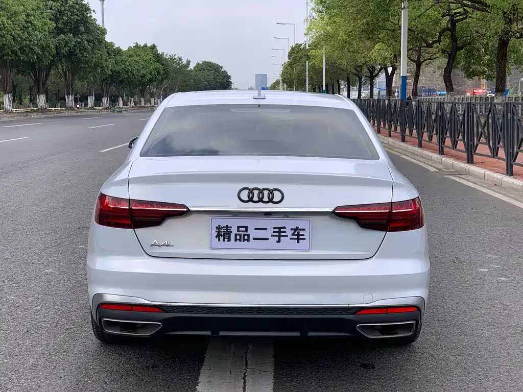 Audi A4L 2020 40 TFSI Fashionable and Dynamic купить на сайте DeffCars