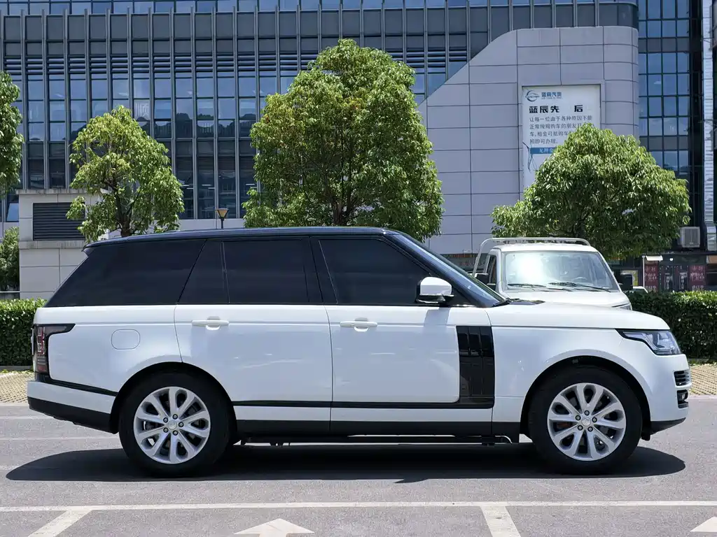 Range Rover 2014 3.0 SC V6 Vogue купить на сайте DeffCars