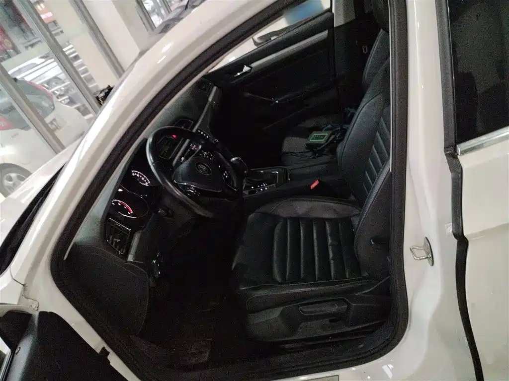 Lingdu 2018 280TSI DSG Comfort Edition купить на сайте DeffCars