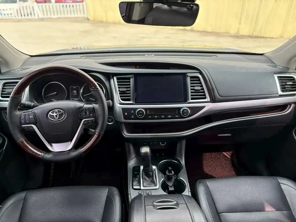 Highlander 2021 2.0T four-wheel drive premium version 7 seats купить на сайте DeffCars