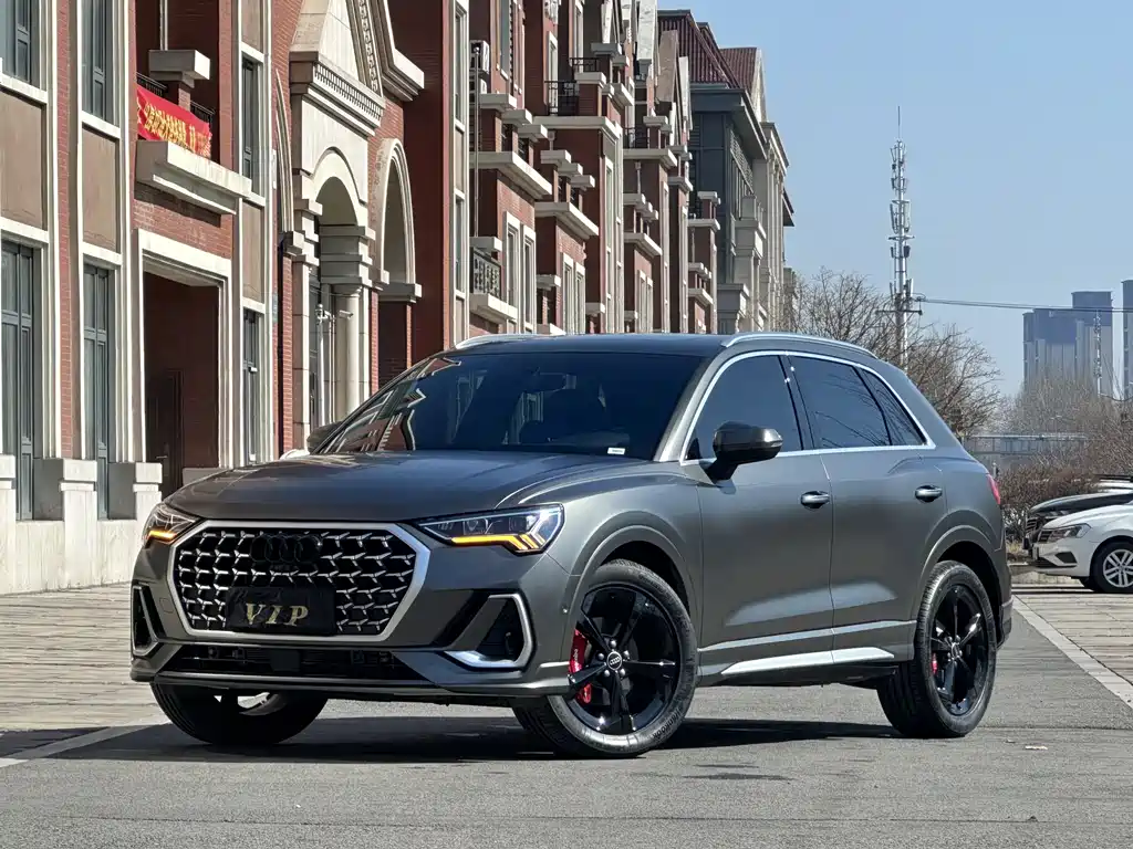 Audi Q3 2025 quattro 45th anniversary collector's edition 35TFSI fashionable and dynamic купить на сайте DeffCars