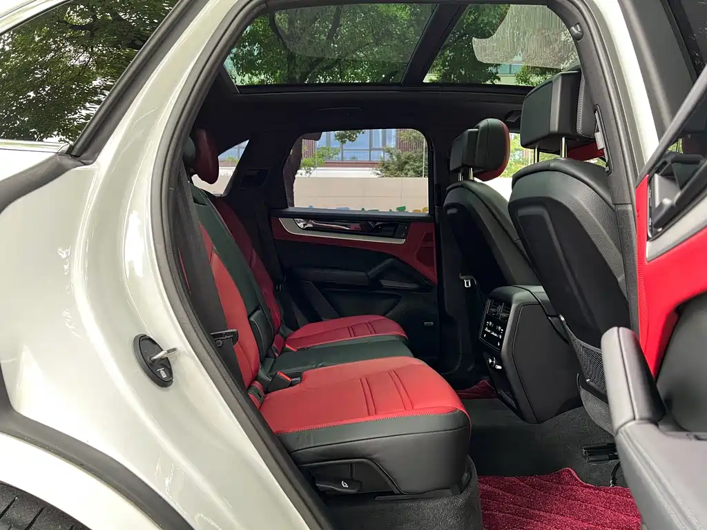 Cayenne 2024 Cayenne 3.0T купить на сайте DeffCars