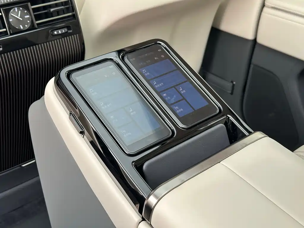 Shiji 2024 3.5L PHEV Basic Edition купить на сайте DeffCars