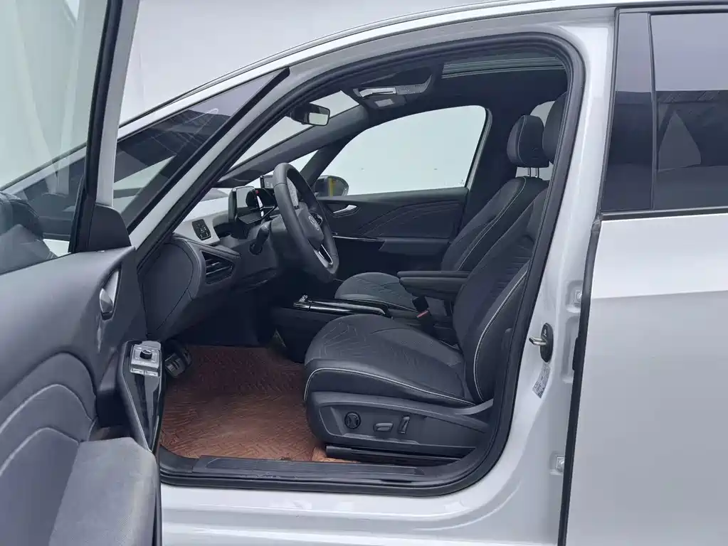 Volkswagen ID.3 2024 Outstanding Edition купить на сайте DeffCars