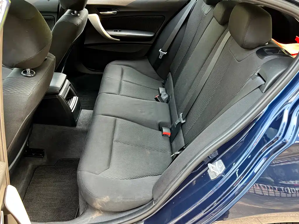 BMW 1 series imported 2013 facelift 116i leading model купить на сайте DeffCars
