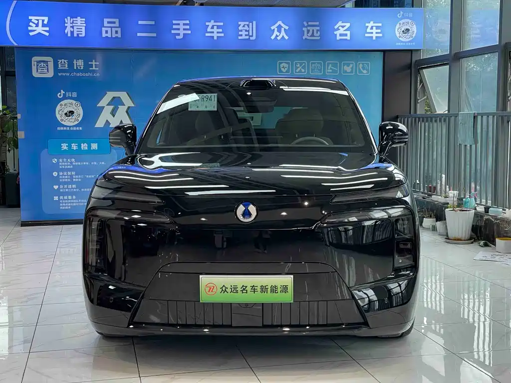 Denza N8L 2025 Honor model купить на сайте DeffCars