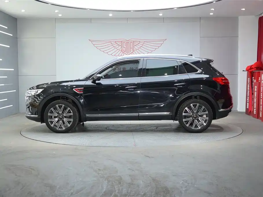 Hongqi HS5 2022 facelift 2.0T Zhilian Qixiang four-wheel drive version купить на сайте DeffCars