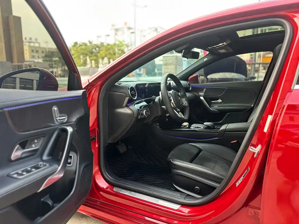Mercedes-Benz A-Class 2019 A 200 L Sports Sedan купить на сайте DeffCars