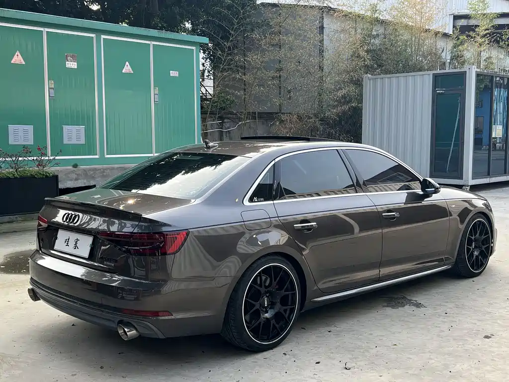 Audi A4L 2017 45 TFSI quattro sports купить на сайте DeffCars