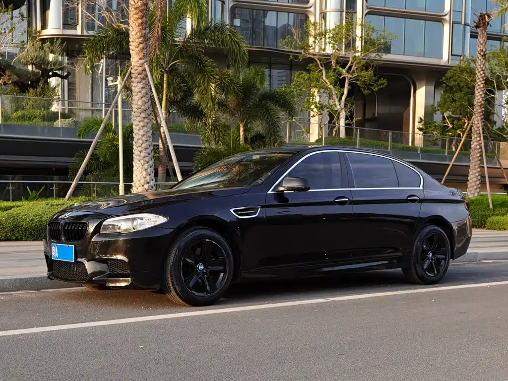 BMW 5 Series 2011 528Li Luxury Model купить на сайте DeffCars