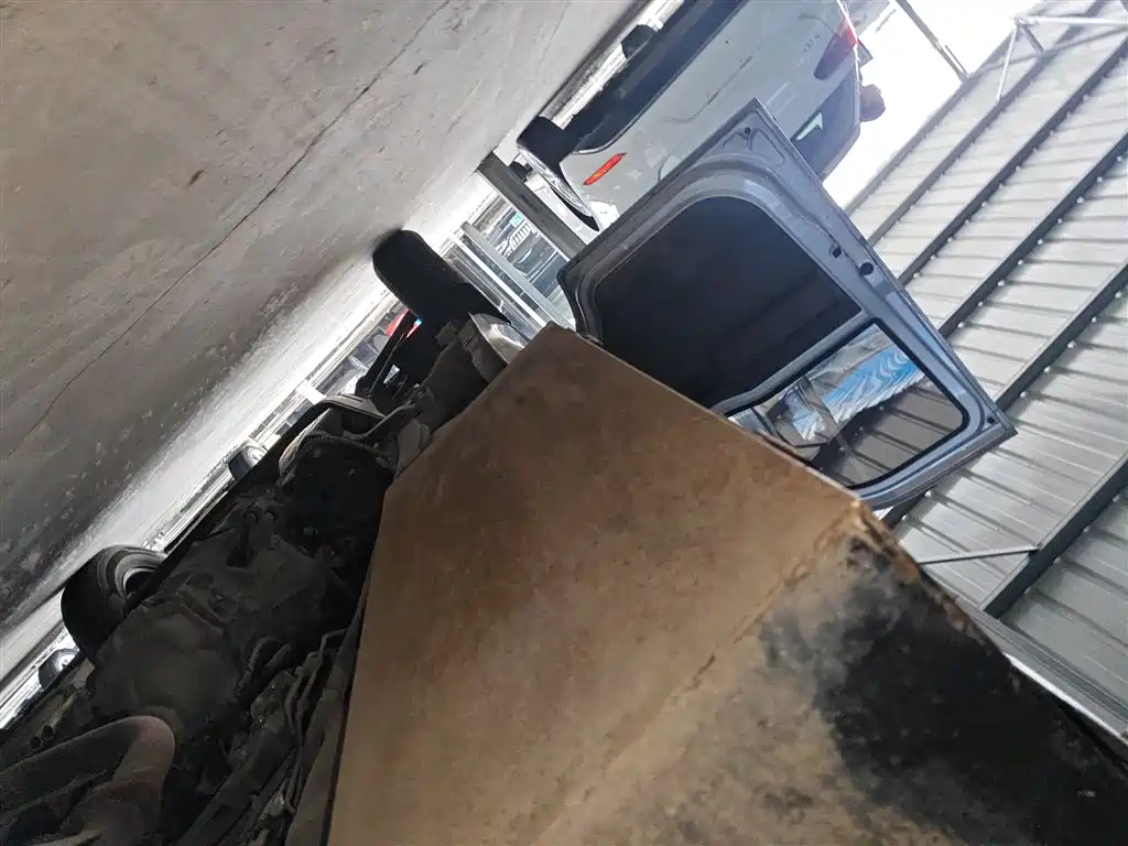 Wuling Rongguang new card 2021 1.8L basic single row dual rear wheel LJ479Q6 купить на сайте DeffCars