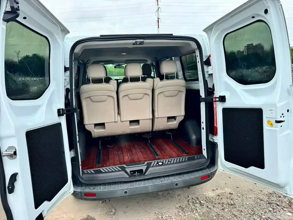 Transit 2019 2.0T diesel multi-functional commercial vehicle short-axle low-roof 6-seater National VI купить на сайте DeffCars