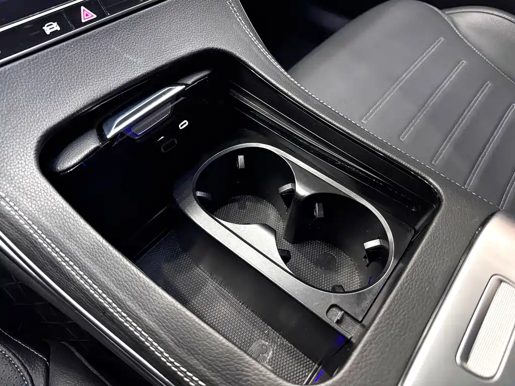 Mercedes-Benz C-Class 2024 facelift C 260 L sports version купить на сайте DeffCars