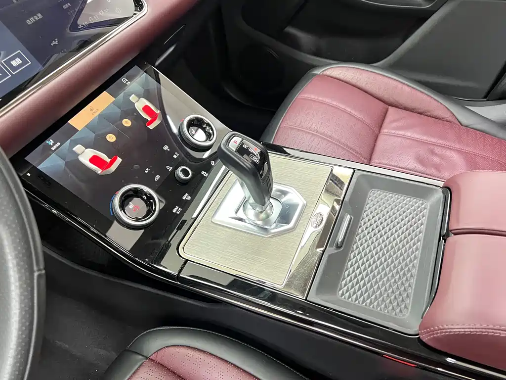 Range Rover Evoque 2021 Evoque L 249PS R-Dynamic HSE Luxury Edition купить на сайте DeffCars