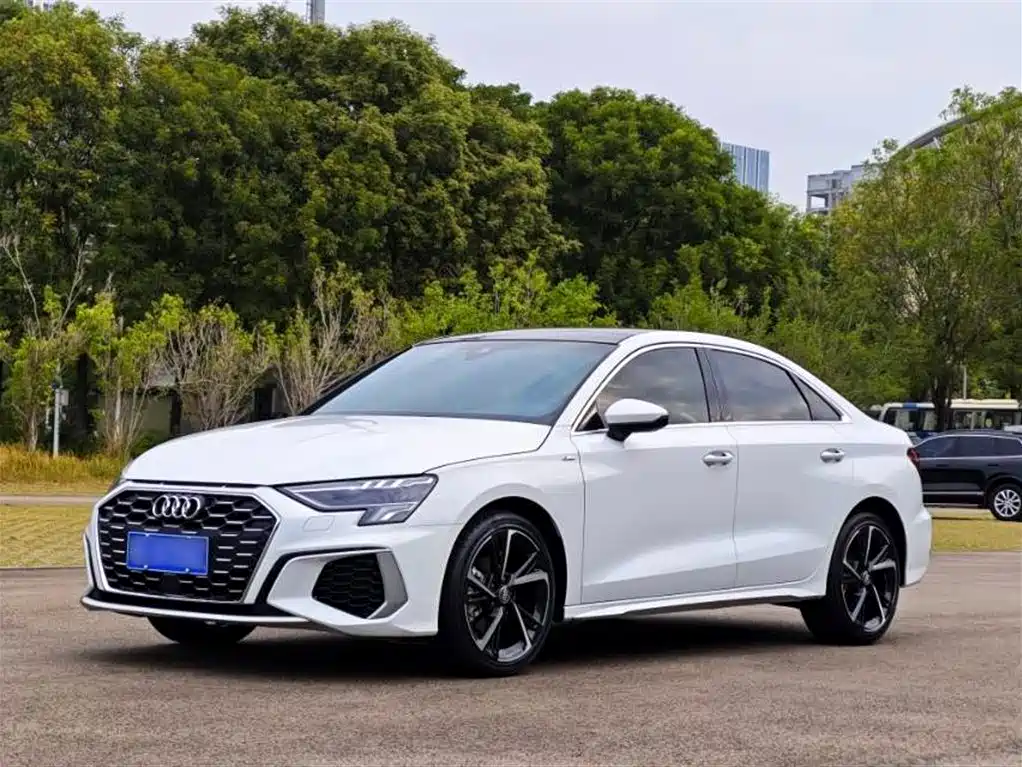 Audi A3 2021 A3L Limousine 35 TFSI Fashionable and Sporty купить на сайте DeffCars
