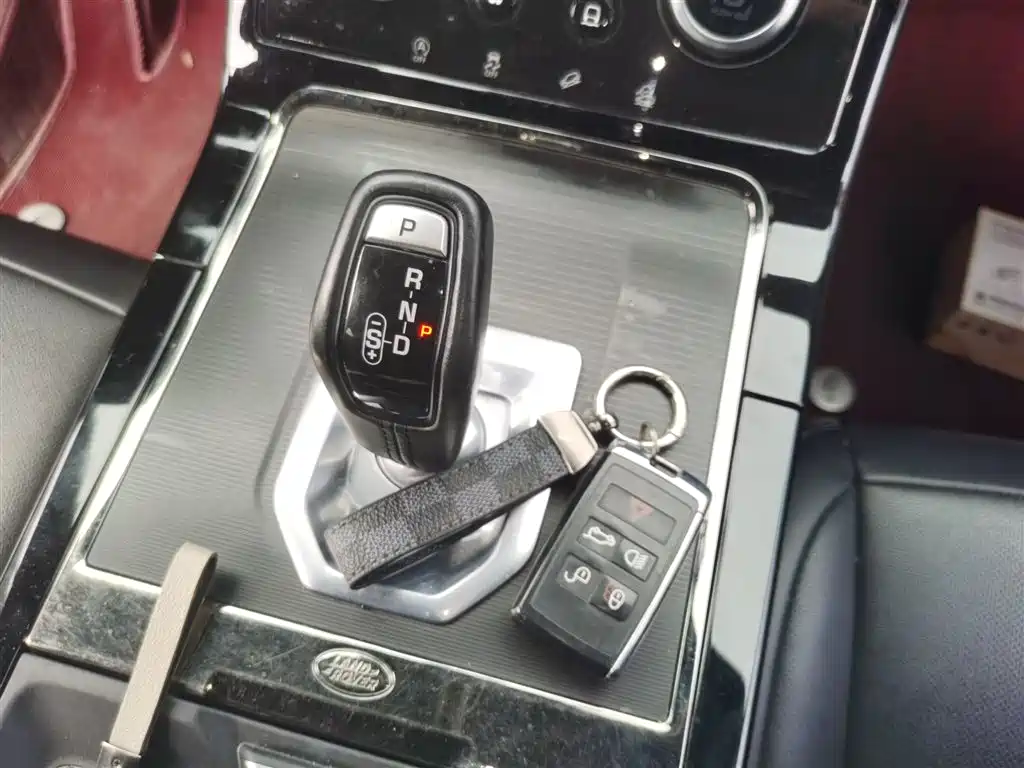 Range Rover Evoque 2020 249PS R-DYNAMIC S Sports Edition купить на сайте DeffCars