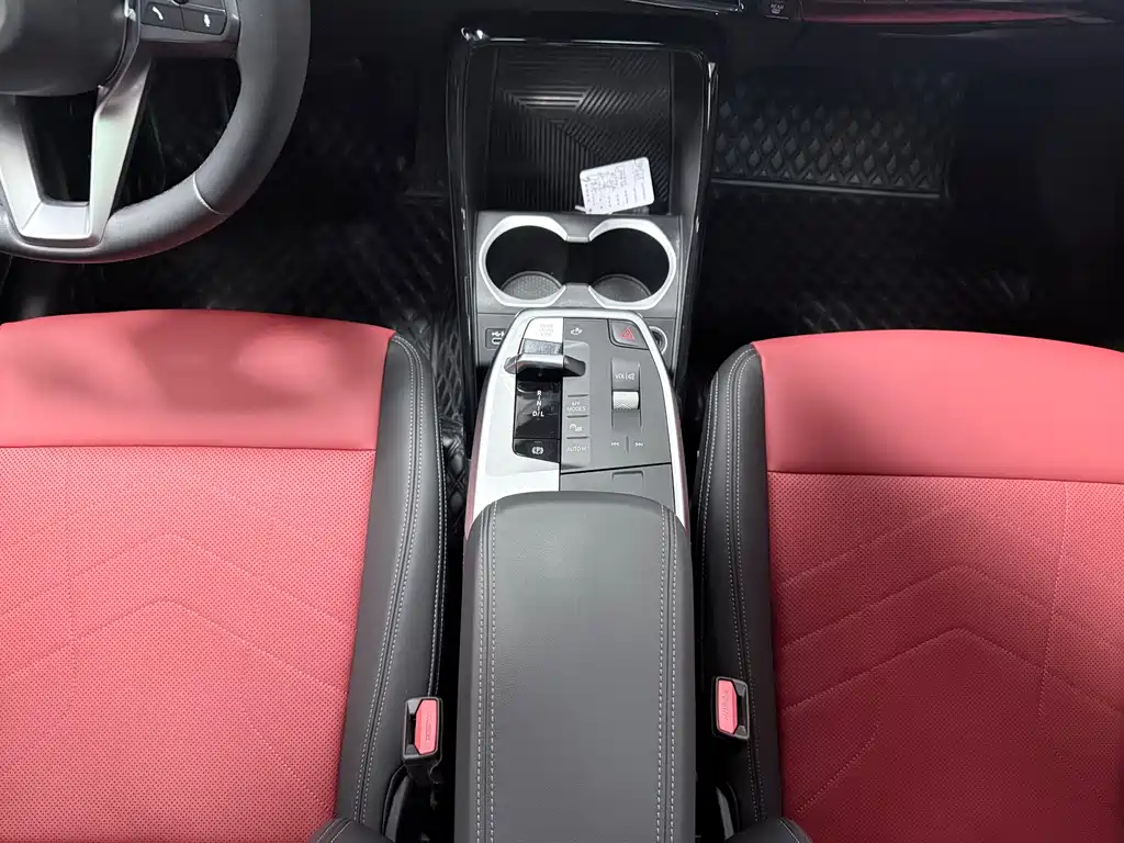 BMW X1 2023 sDrive20Li X Design Package купить на сайте DeffCars