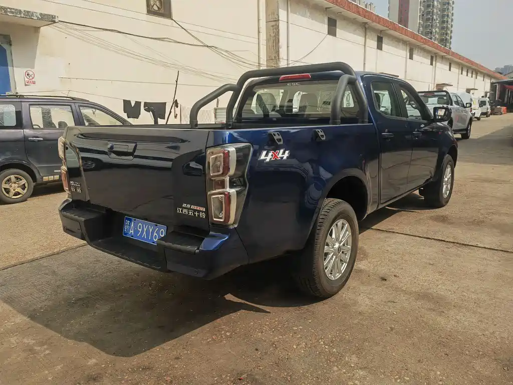 Lingtuo 2023 2.5T automatic four-wheel drive diesel pilot version long axis купить на сайте DeffCars
