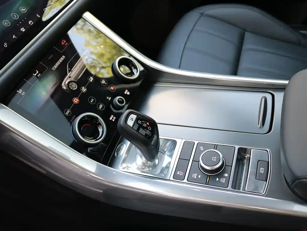 Range Rover Sport 2021 3.0 L6 SE купить на сайте DeffCars