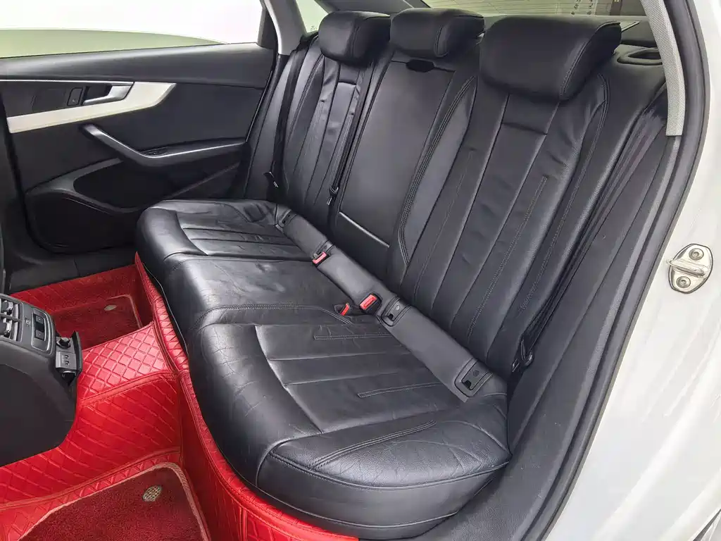 Audi A4L 2019 40 TFSI Fashion Type National V купить на сайте DeffCars