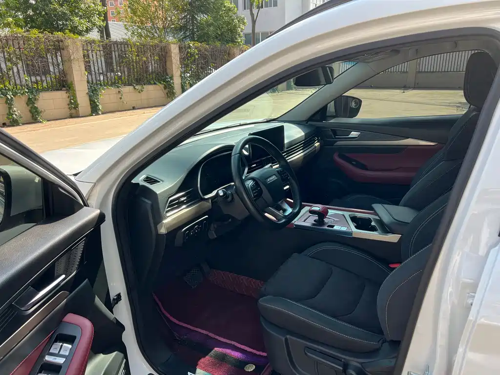 Jietu X70 2023 model 1.5T DCT Beyond PRO version 7 seats купить на сайте DeffCars