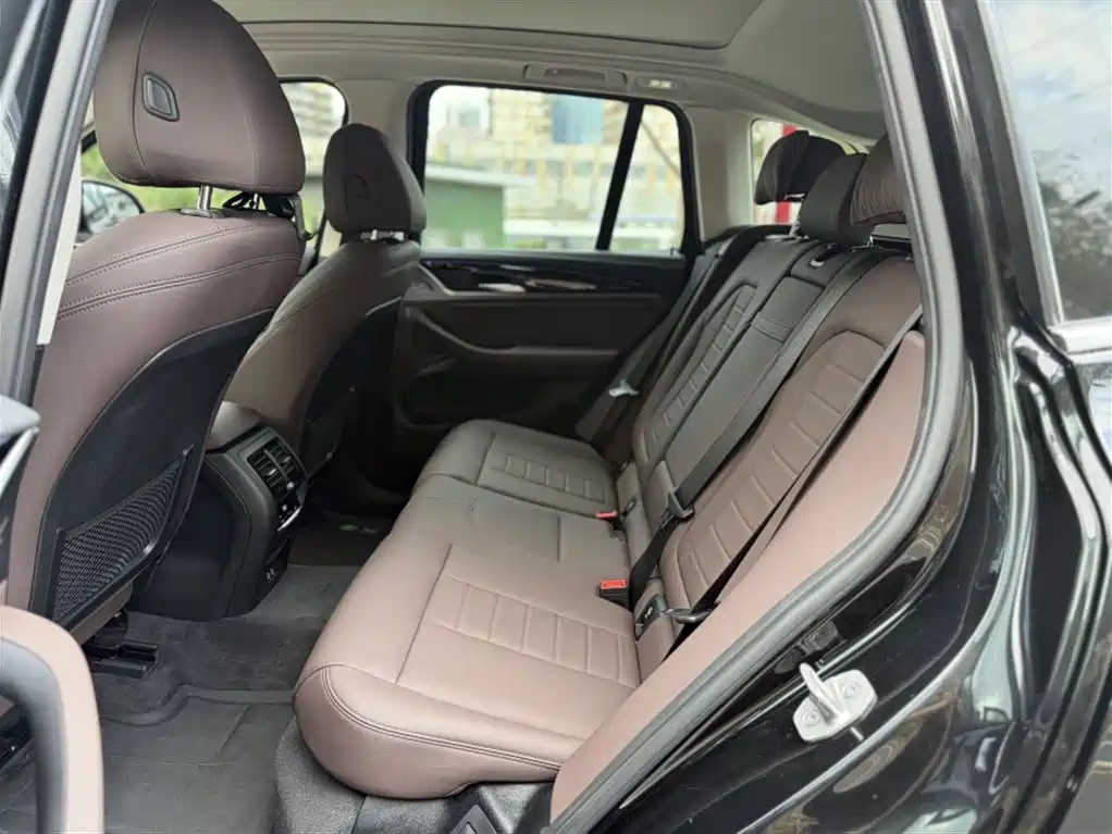 BMW X3 2021 facelift xDrive25i luxury package купить на сайте DeffCars