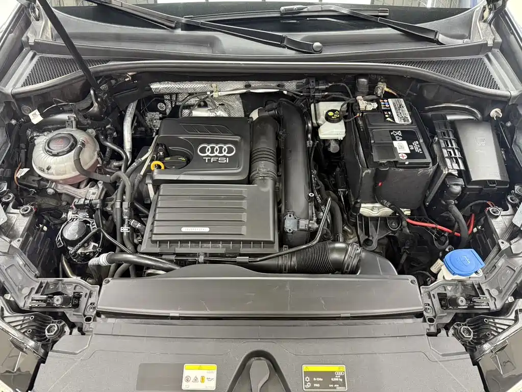 Audi Q3 2022 35 TFSI Fashionable and Dynamic купить на сайте DeffCars