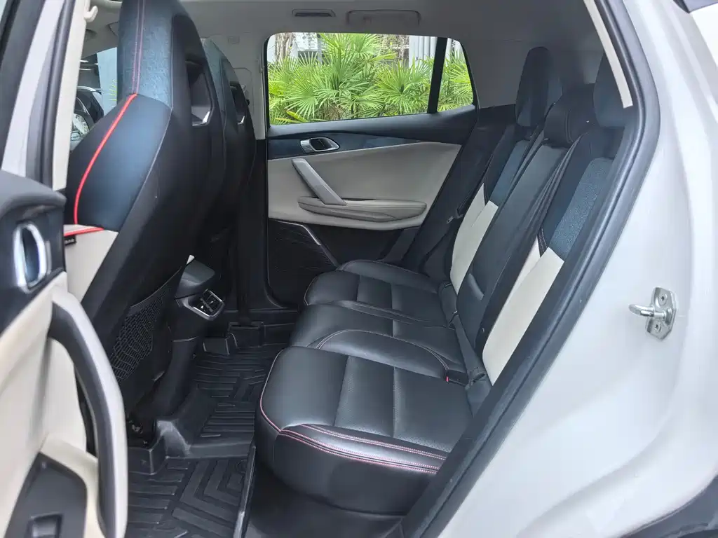 Lynk & Co 06 2020 1.5T Yao Halo купить на сайте DeffCars