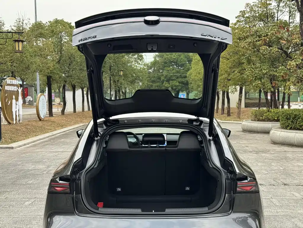 Changan UNI-V 2025 third generation 2.0T powerful model купить на сайте DeffCars
