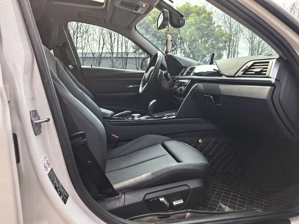 BMW 3 Series 2018 320Li Leading M Sports Package купить на сайте DeffCars