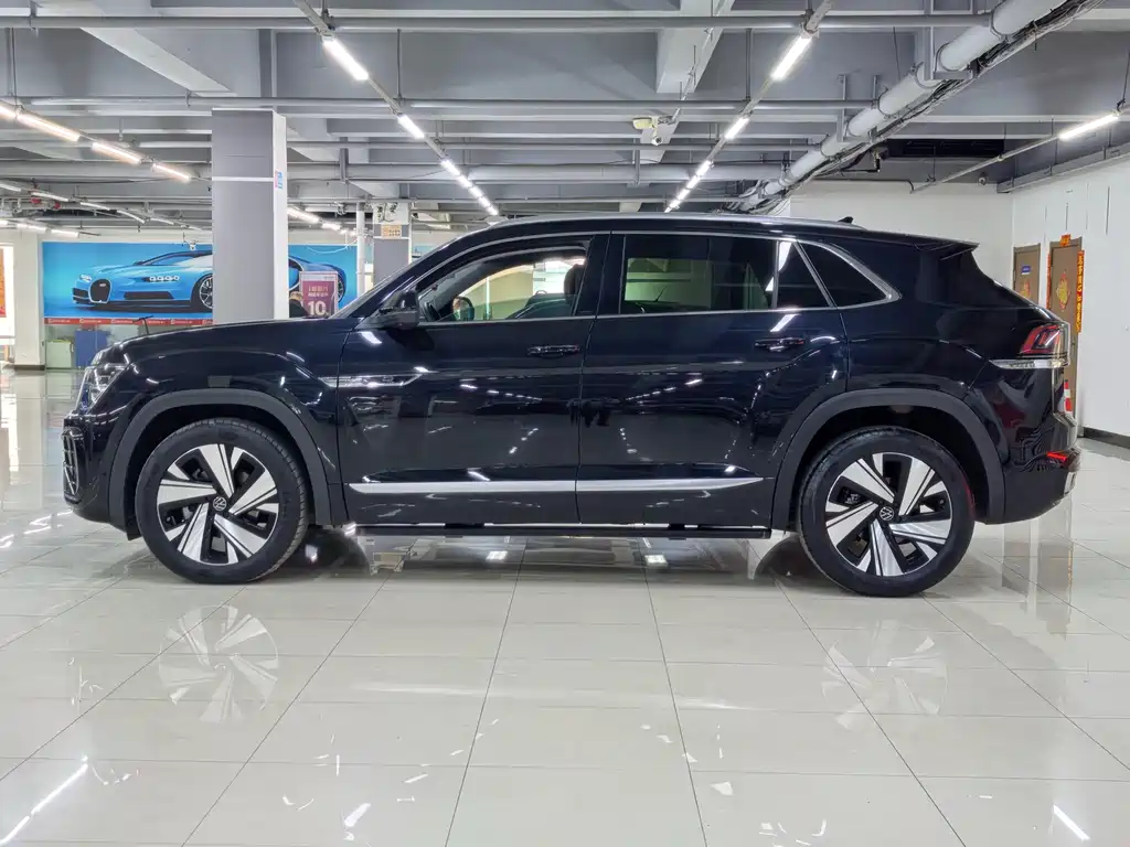 Touron 2024 Touron X 380TSI four-wheel drive Dragon Edition купить на сайте DeffCars