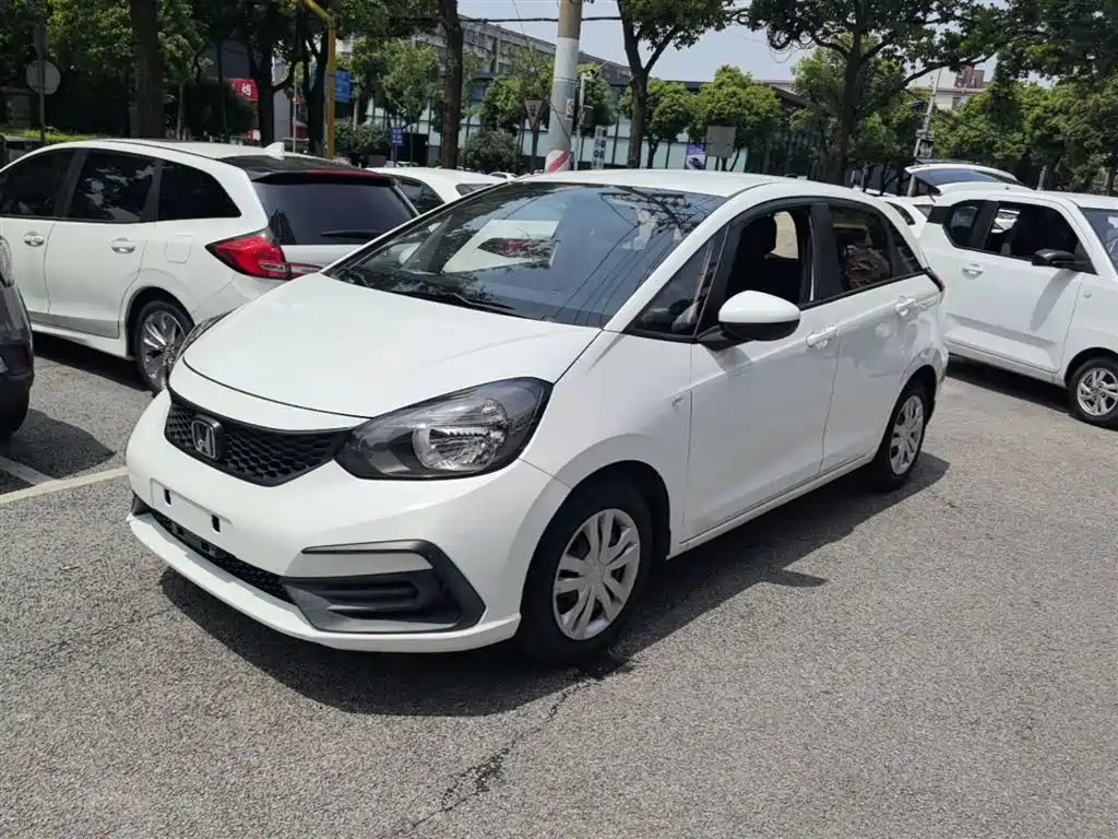 Fit 2021 1.5L CVT Trendy Edition купить на сайте DeffCars
