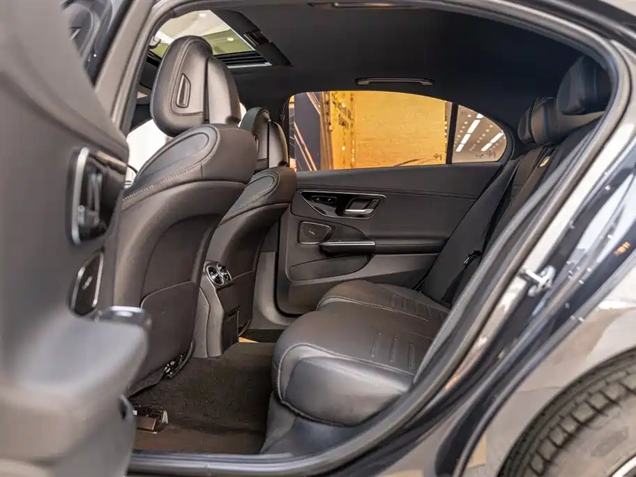 Mercedes-Benz C-Class 2024 C 200 L Sports Edition купить на сайте DeffCars