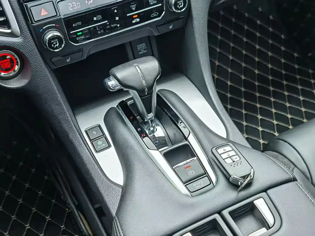 Guandao 2017 240TURBO 2WD Exclusive Edition купить на сайте DeffCars