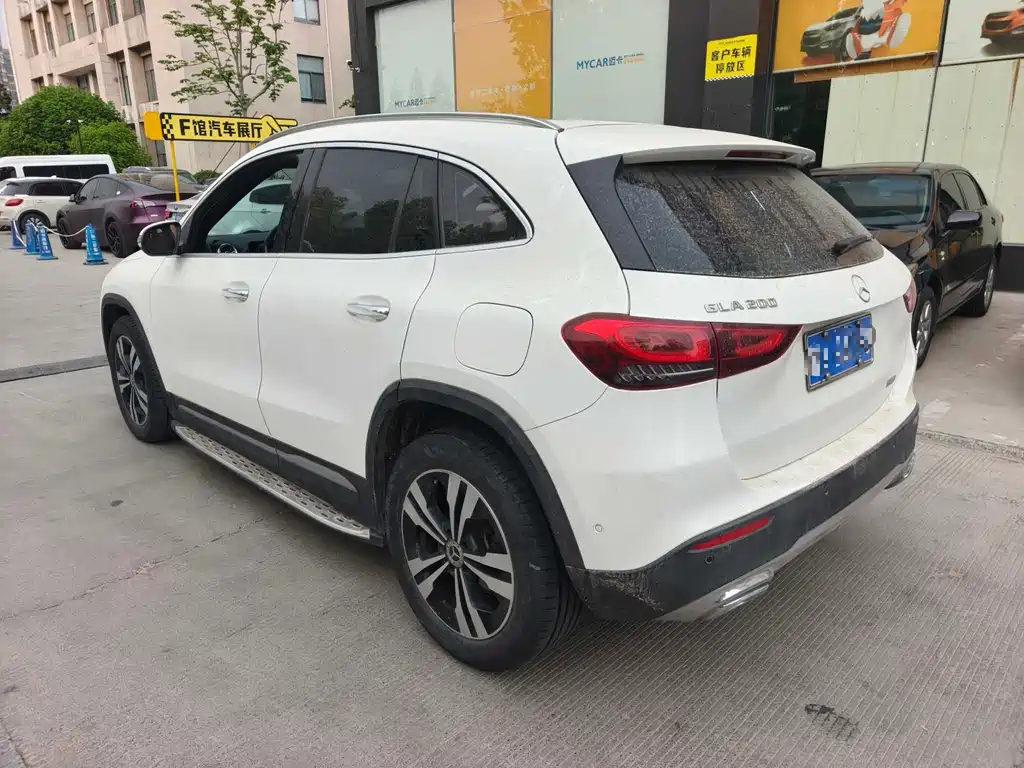 Mercedes-Benz GLA 2020 GLA 200 купить на сайте DeffCars