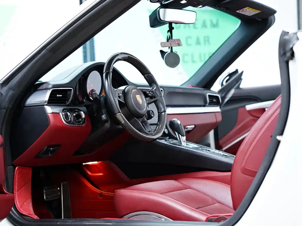 Porsche 911 2016 Carrera S Cabriolet 3.0T купить на сайте DeffCars
