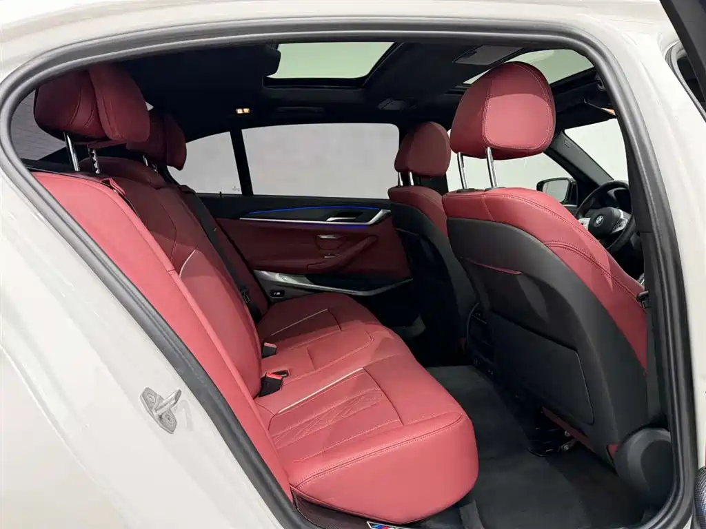 BMW 5 Series 2022 facelift 2 530Li leading M sports package купить на сайте DeffCars
