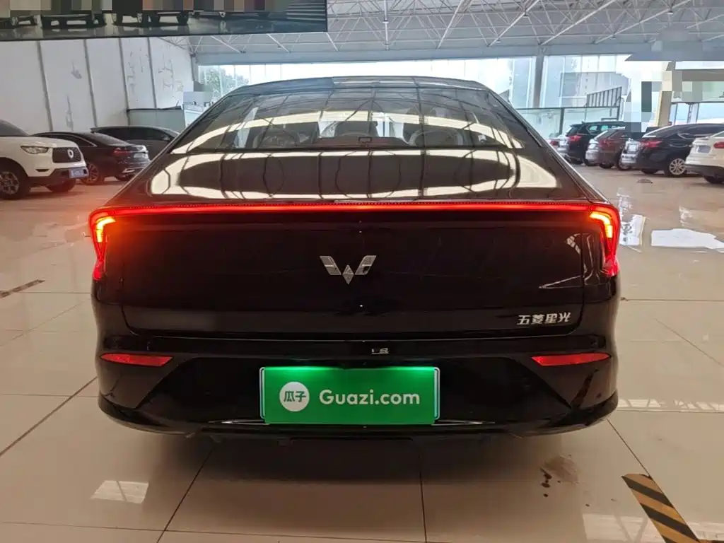 Wuling Starlight 2025 70km smart standard model купить на сайте DeffCars
