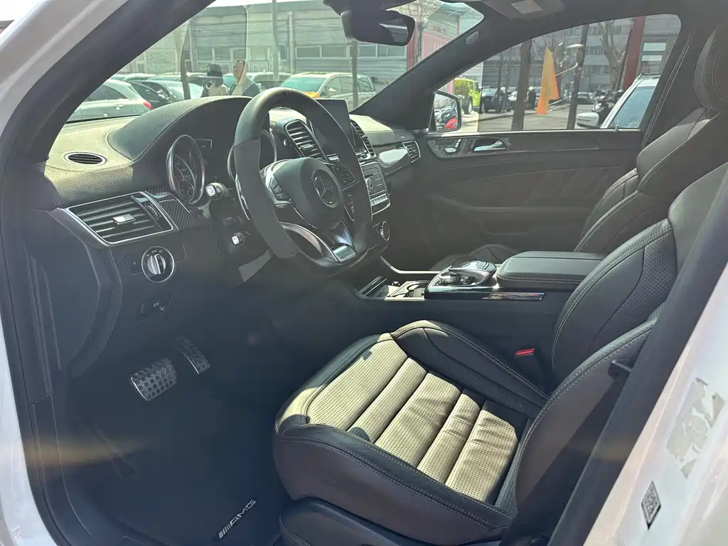 Mercedes-Benz GLE Coupe AMG 2015 AMG GLE 63 4MATIC Coupe SUV купить на сайте DeffCars