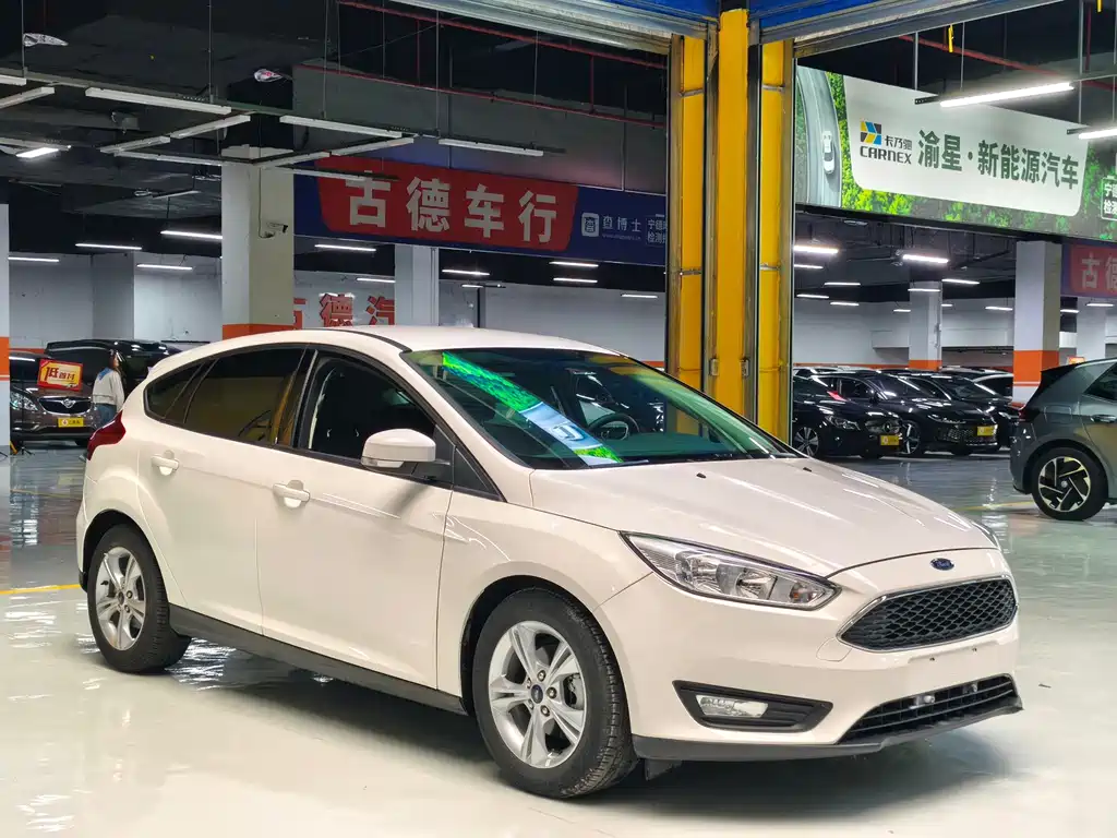 Focus 2017 Hatchback 1.6L Automatic Comfort Senova Zhixing Edition купить на сайте DeffCars