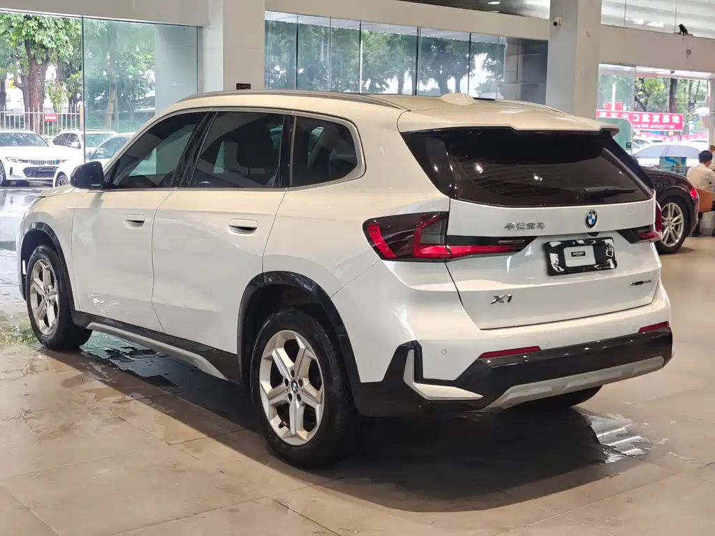 BMW X1 2023 sDrive20Li X Design Package купить на сайте DeffCars