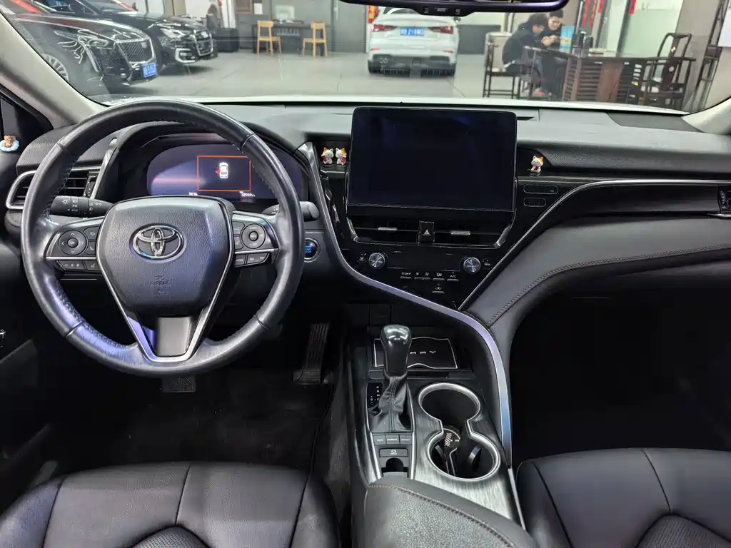 Camry 2021 2.5G Deluxe Edition купить на сайте DeffCars