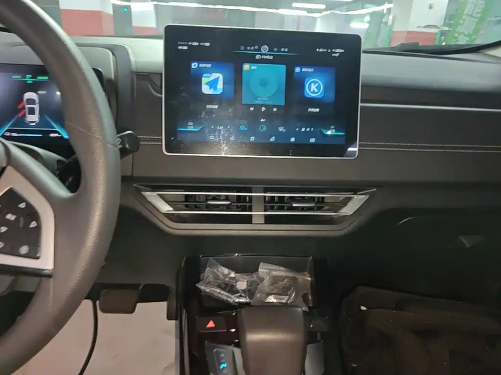 Yuan New Energy 2019 EV535 High Energy Pilot Edition купить на сайте DeffCars