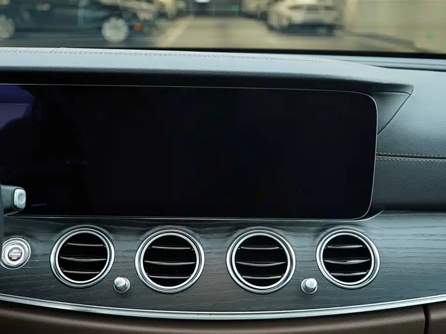 Mercedes-Benz E-Class 2021 facelift E 300 L sports luxury model купить на сайте DeffCars