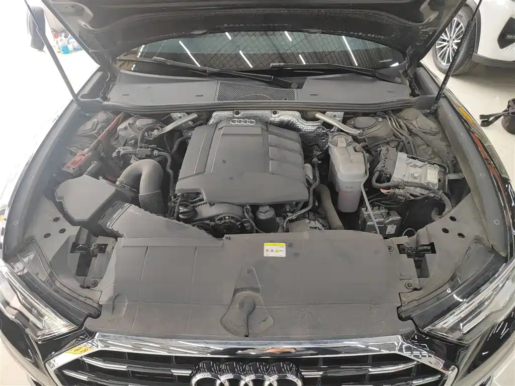Audi A6L 2023 45 TFSI Premium Dynamic Model купить на сайте DeffCars